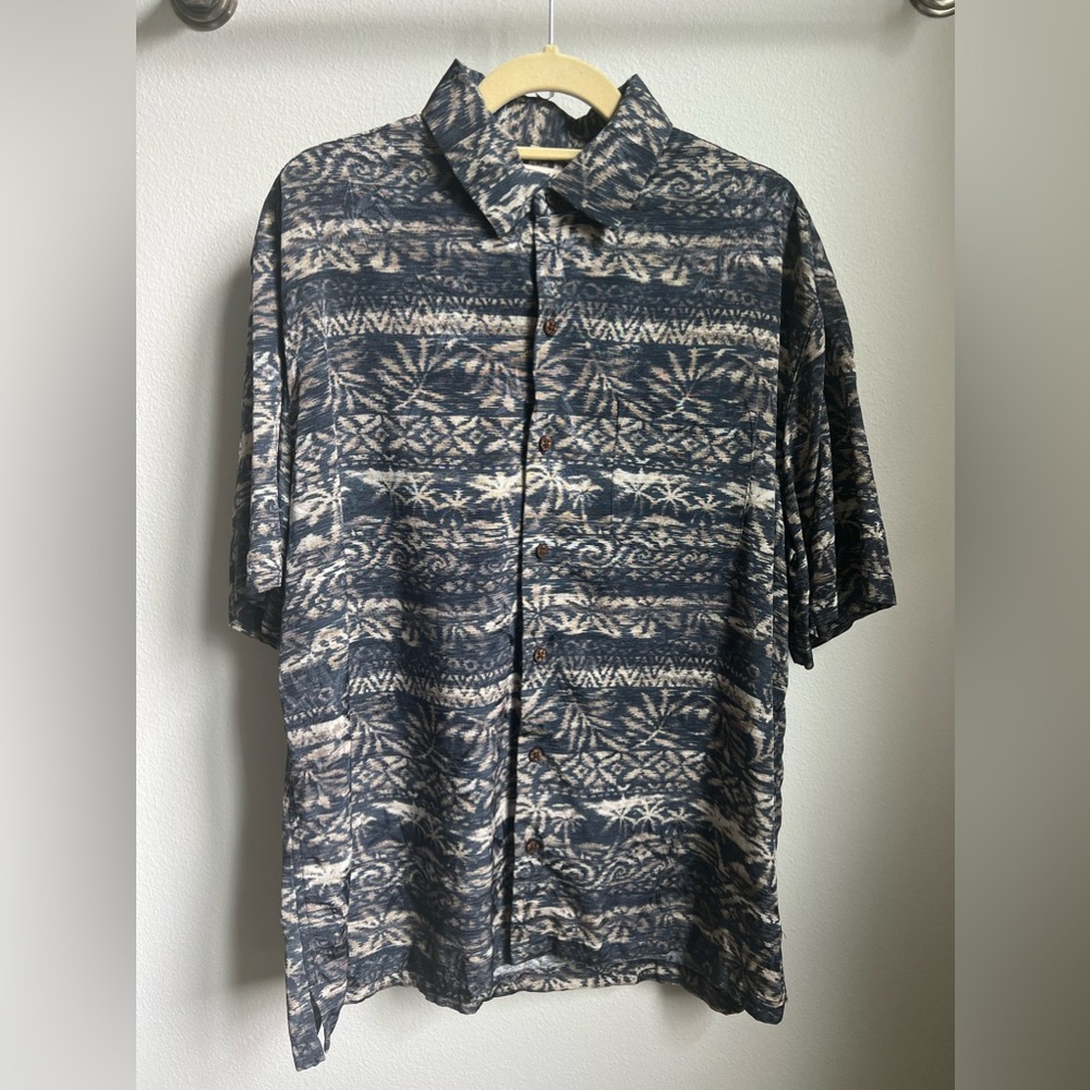 Caribbean Silk Blend XL Blue Pattern Button Down